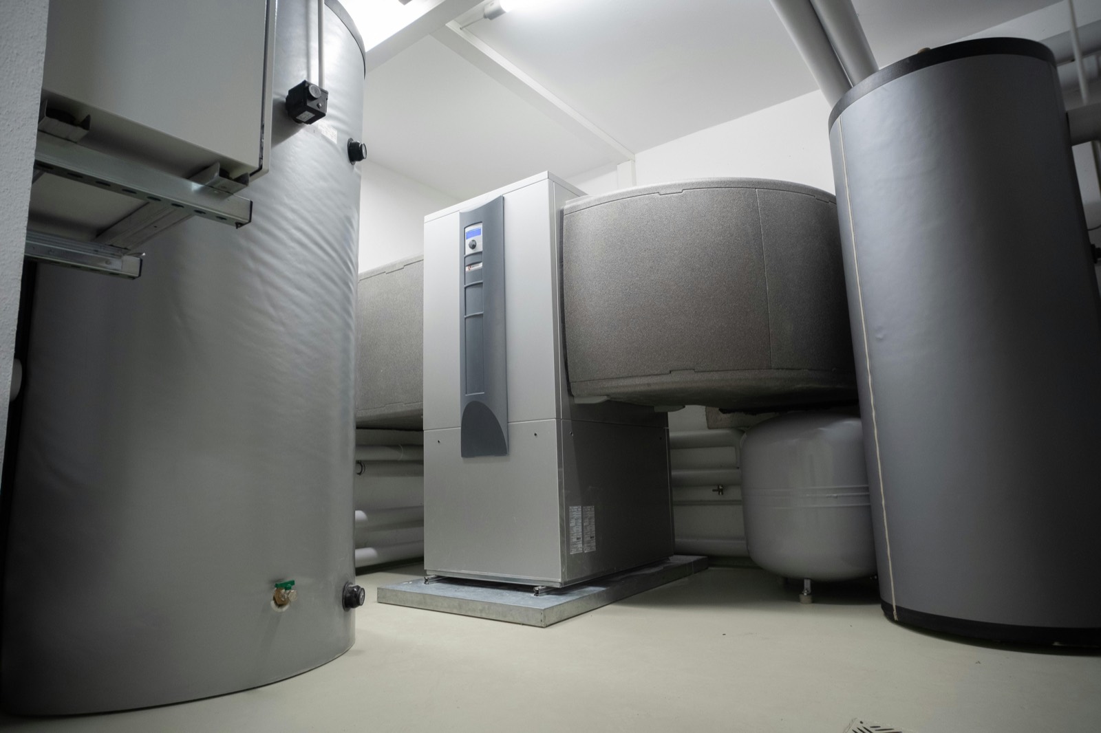 Heating and air conditioning industry logistics